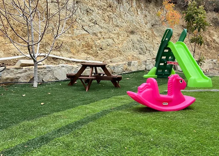 Cherry House Prázdninový dům Chandria