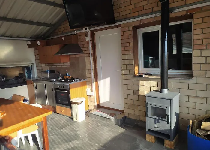 Cherry House * Chandria